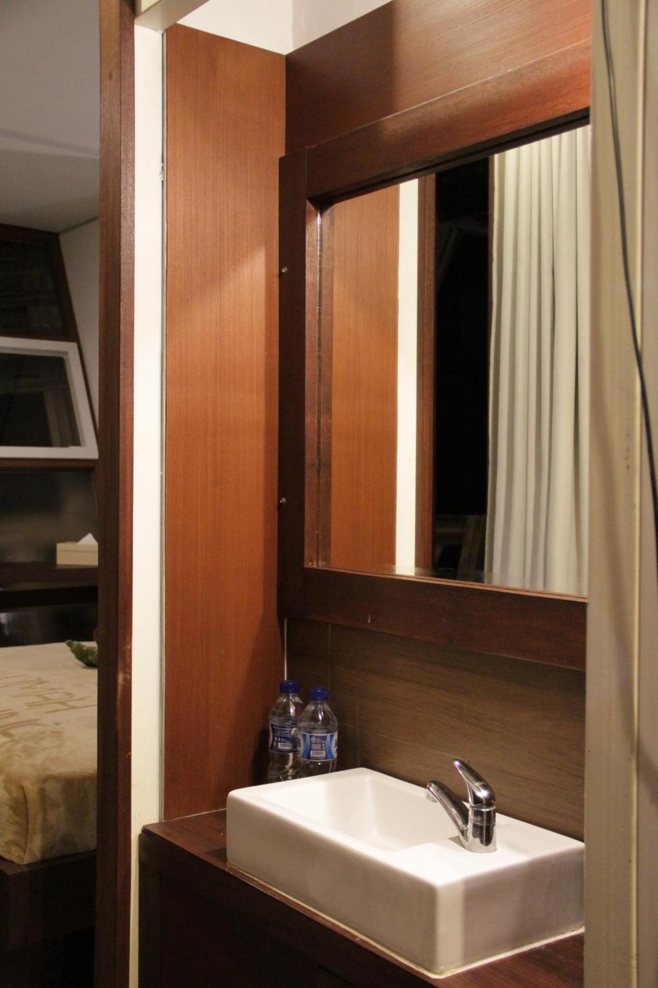 Bali Umah Tinjung Hotell Tulamben Rum bild